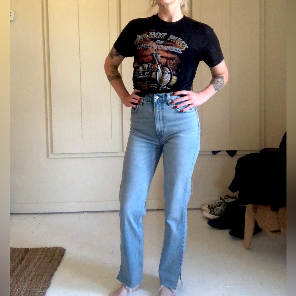 Abercrombie and Fitch 90’s Straight Ultra High Rise Jeans